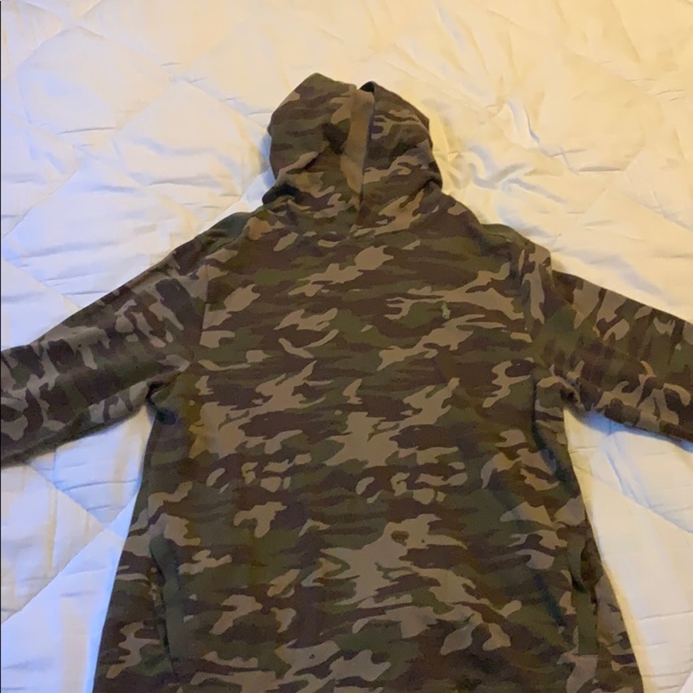 Camouflage Polo pull over hoodie